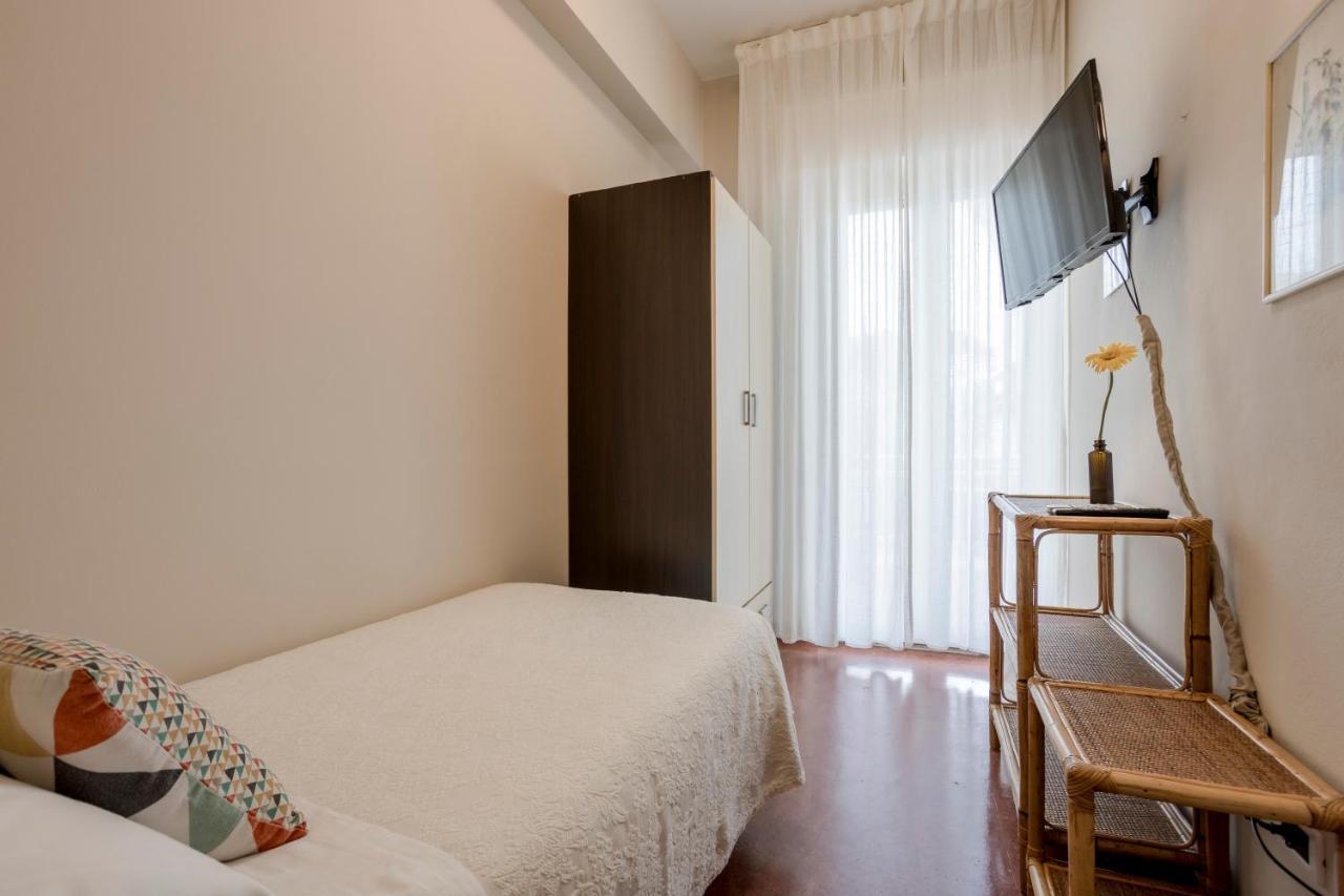 מילאנו מריטימה Villa Arizona מראה חיצוני תמונה